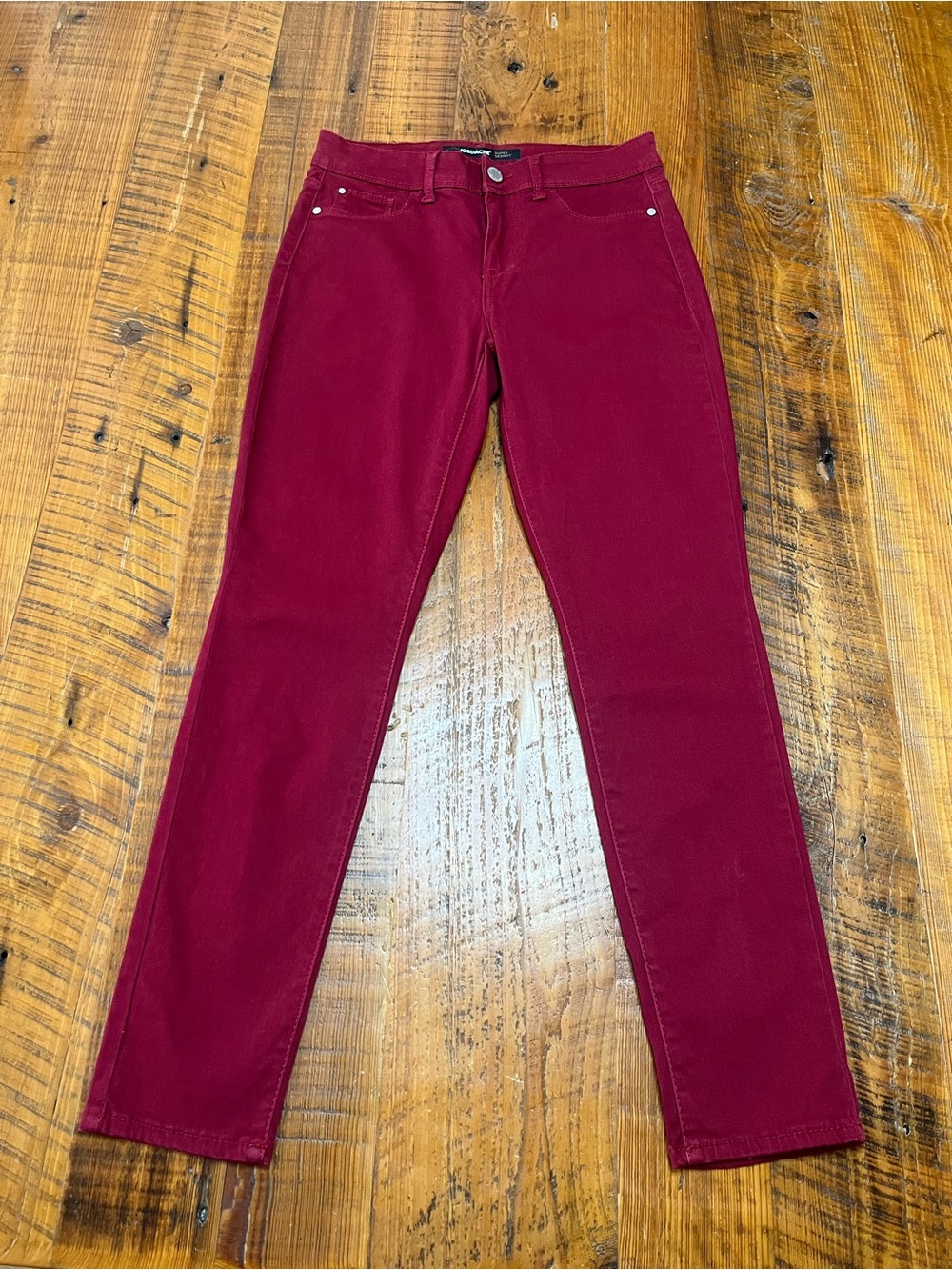 Jordache Super Skinny Jeans in Deep Wine Color Size 6